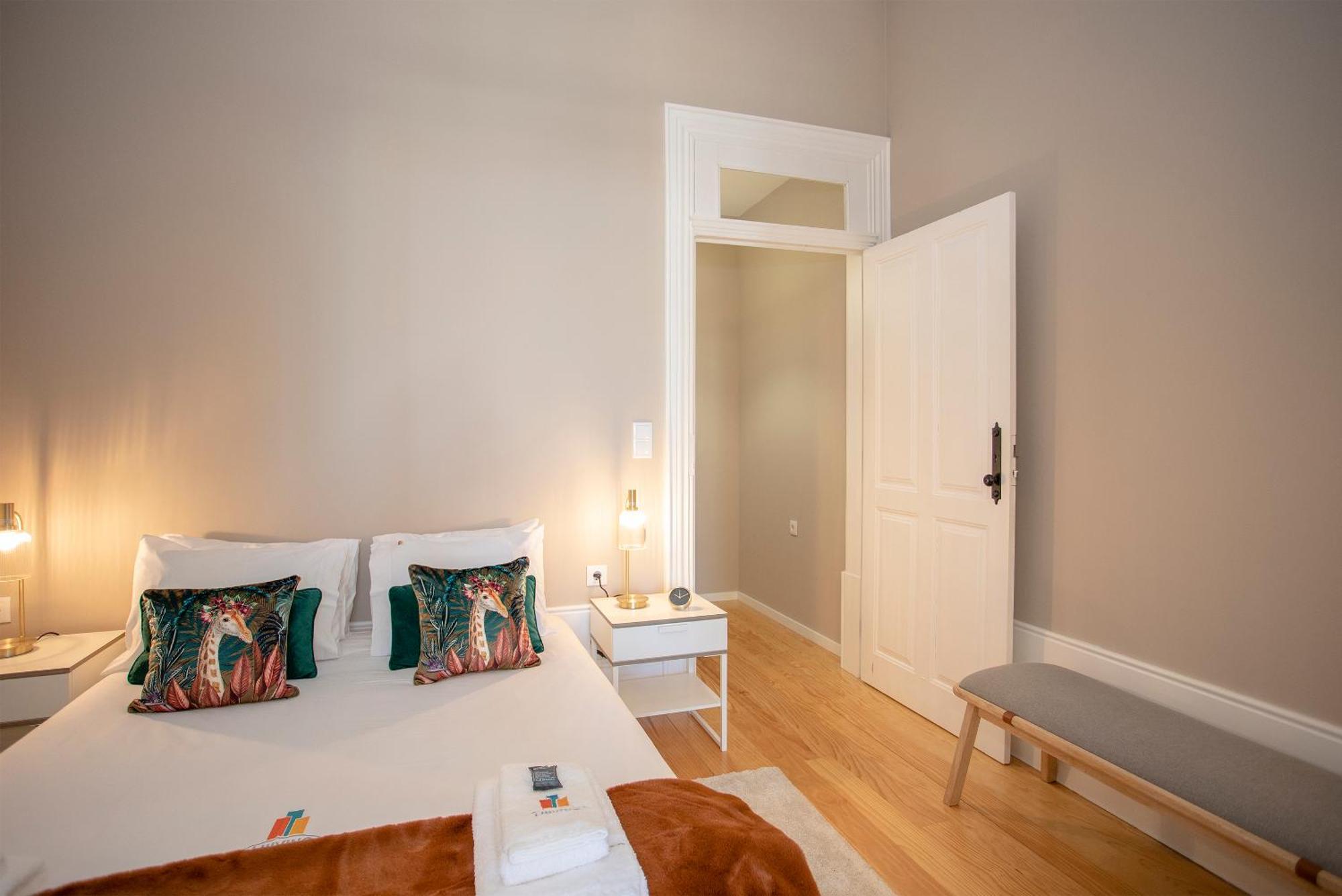 Liiiving In Porto - Balcony Design Apartment Exterior foto